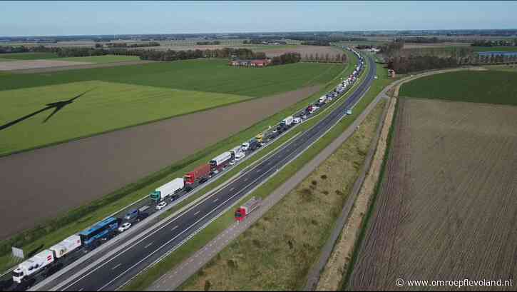 Flevoland - Filedruk in onze provincie licht toegenomen, file van 7,5 uur grootste uitschieter