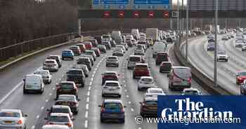 UK drivers urged not to travel during height of 'record Christmas getaway'