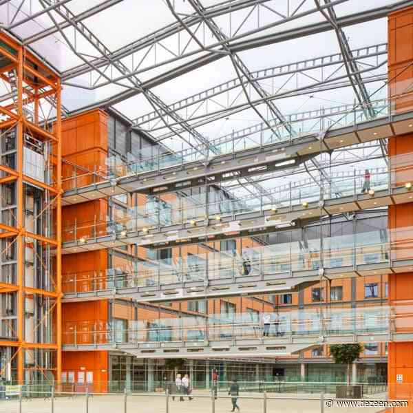 Hospital fronted by large winter garden opens in UK