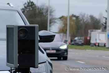 Politie betrapt 21 bestuurders met zware voet bij snelheidscontroles