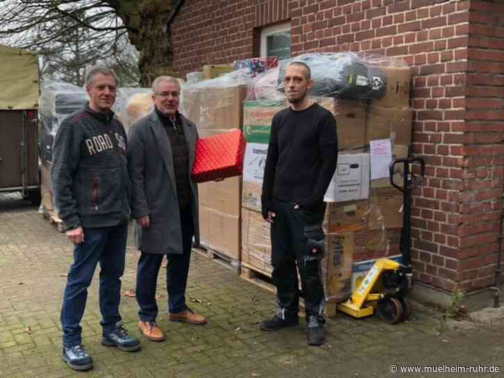 Aktion "Schuhkartons voller Hoffnung": Hilfstransporter wurde beladen