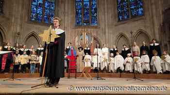 Krippenkurrende lockt Hunderte Zuschauer ins Münster