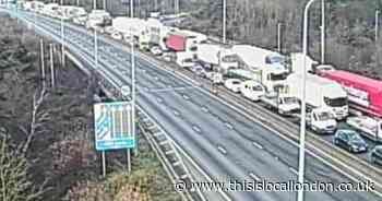‘Avoid area’ as M25 closure expected to ‘last for hours’ after ‘serious’ crash