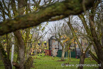 Pipowagen afgebrand, mogelijk door kortsluiting
