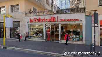 I dipendenti di Feltrinelli in stato d'agitazione. Stop a straordinari e lavoro festivo