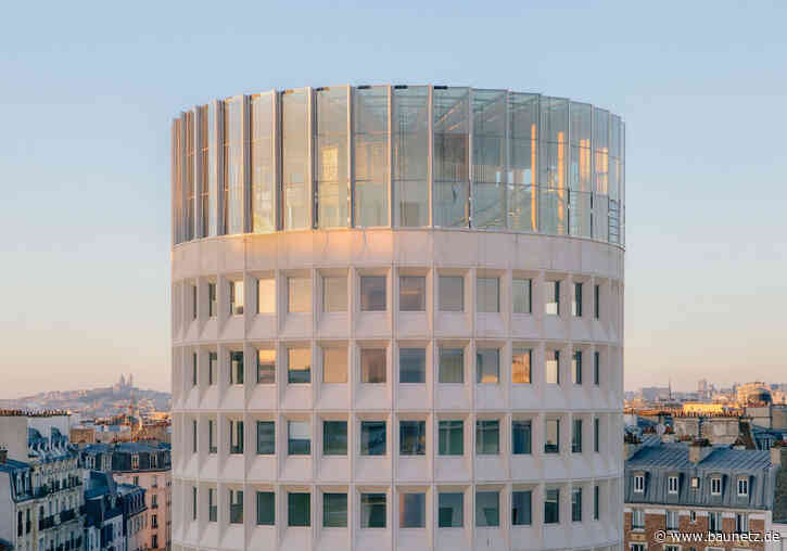 Wurzelturm mit Krone
 - Sanierung und Erweiterung in Paris von Maud Caubet Architectes