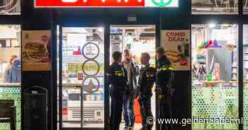 Joost krijgt pistool op zich gericht bij overval in zijn supermarkt: ‘Je doet op zo’n moment wat je gevraagd wordt’