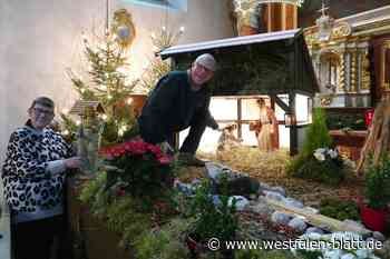 Weihnachten im Welterbe Corvey: Küster bauen Krippe liebevoll auf