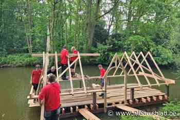 Schrijnwerkers van de toekomst leren hun vak in Izegem: leerlingen VTI winnen prijs met restauratie boothuis