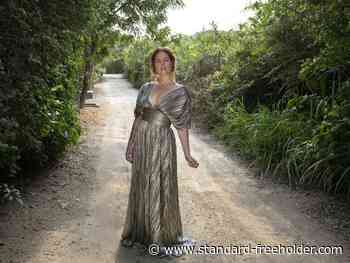 iskwē lands at St. Lawrence Acoustic Stage on Nov. 2