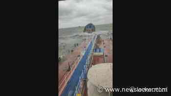 Tonnen olie in oceaan na botsing olietankers: 'Natuur kan niet gered worden'