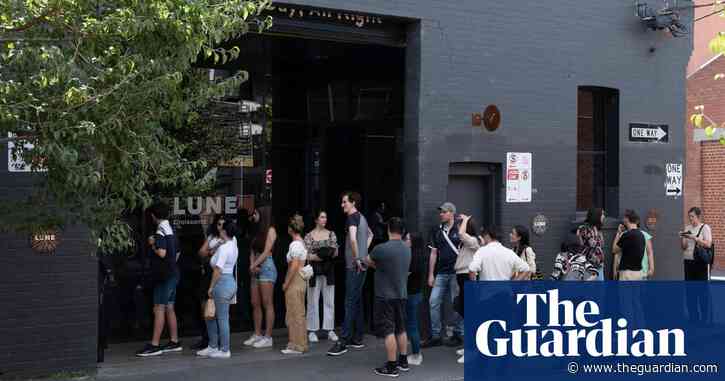 I waited 45 minutes to buy a single croissant in Fitzroy. Why do humans queue?