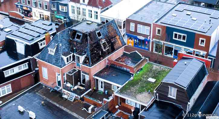 Schade bij daglicht na grote brand in Delfzijl is groot (Video)