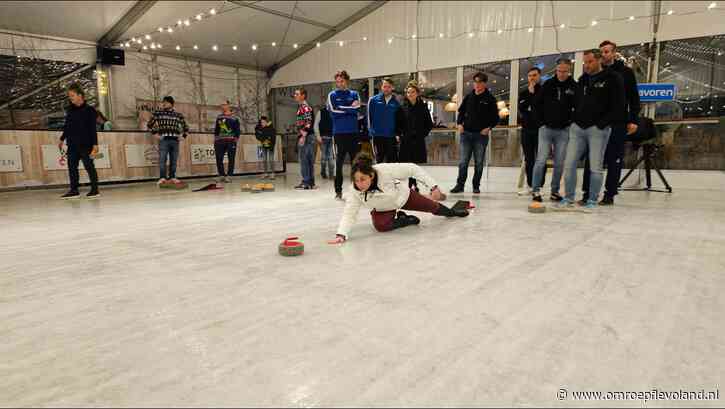 Dronten - Curling in Dronten; meer deelnemers dan plekken