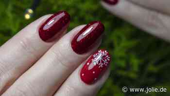 Die schönsten Last Minute-Weihnachtsnägel, die schnell gehen