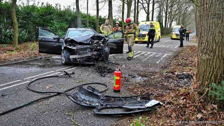 112-nieuws: vrouw zwaargewond na botsing • aanrijding in Dongen