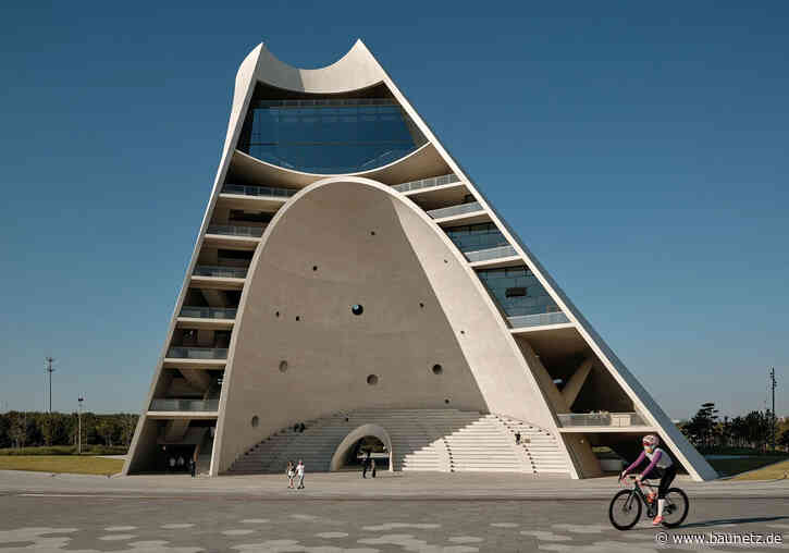 Am Lauf der Sonne ausgerichtet
 - Kulturzentrum in Yantai von OPEN Architecture