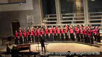 Spatzenchor und Junge Bläserphilharmonie bringen alle Weihnachtsstimmung