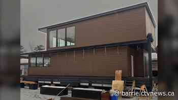 ‘We’ve been scammed,’ Customers allege floating home company owner left them in limbo after payment