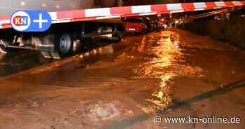 Wasserrohrbrüche behindern den Verkehr in Kiel