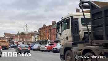 Gridlocked traffic 'volatile' amid call for change