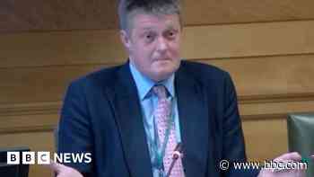 Fighting mayor would be 'delaying the inevitable'