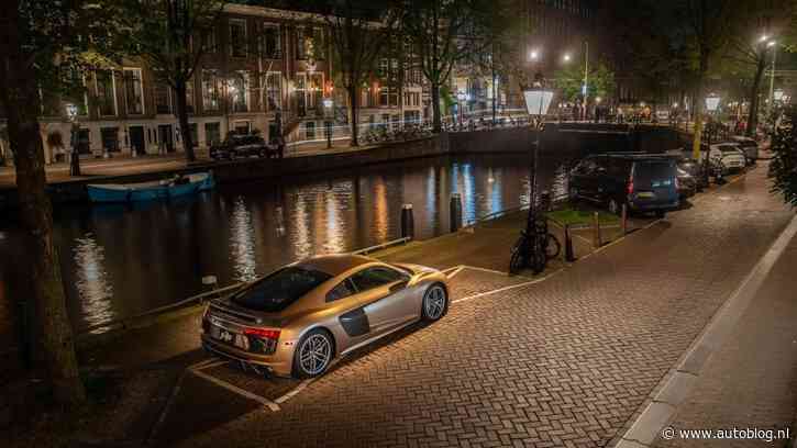 Blijf weg uit Amsterdam. Ik herhaal, blijf weg uit Amsterdam!