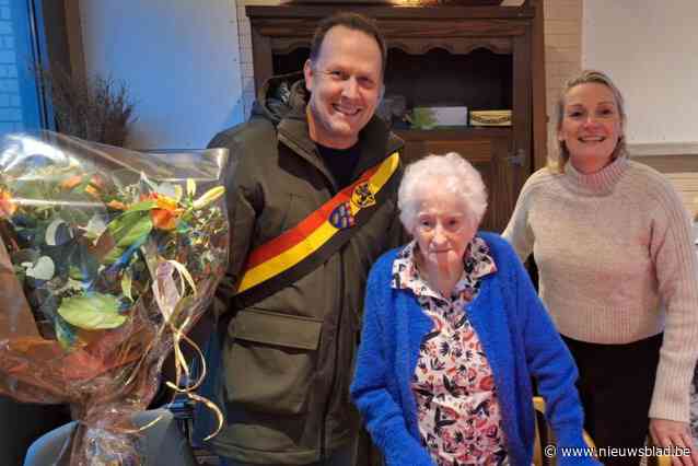 Simona Lingier viert honderdste verjaardag