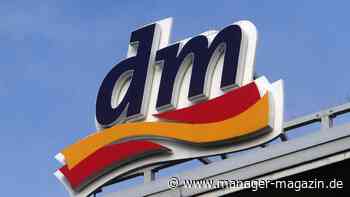 dm: Drogeriekette steigt in Arzneimittelversand ein, Aktie von DocMorris und Redcare brechen ein