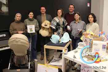 PXL studenten Vroedkunde zamelen kinderspullen in