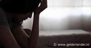 Tik tegen de billen van vrouw (19) is aanranding en goed voor zes weken cel, vindt justitie