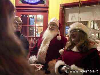 Basta Babbo, ora arriva "Mamma Natale". Ecco l'ultima follia woke inglese