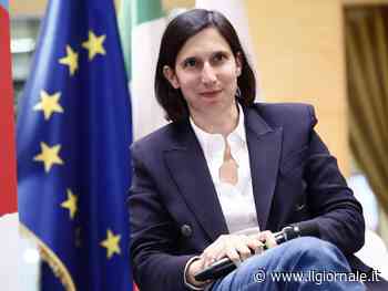 Schlein come Padre Pio: fa miracoli, salvate Miss Mondo e Tony Effe: quindi, oggi…