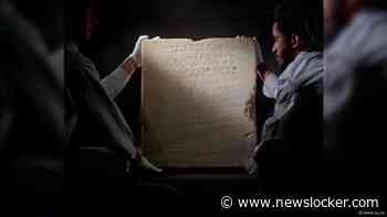 Oudst bekende steen met tien geboden levert 5 miljoen euro op