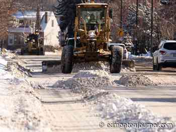 City of Edmonton declares parking ban Thursday to clear heavy snowfall