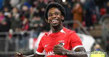 Addai maakt bij bekerzege eerste goal voor AZ, maar talent vergeet kaartjes te regelen voor zijn familie