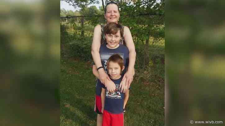 Community rallies around Buffalo teens who lost mother to shingles