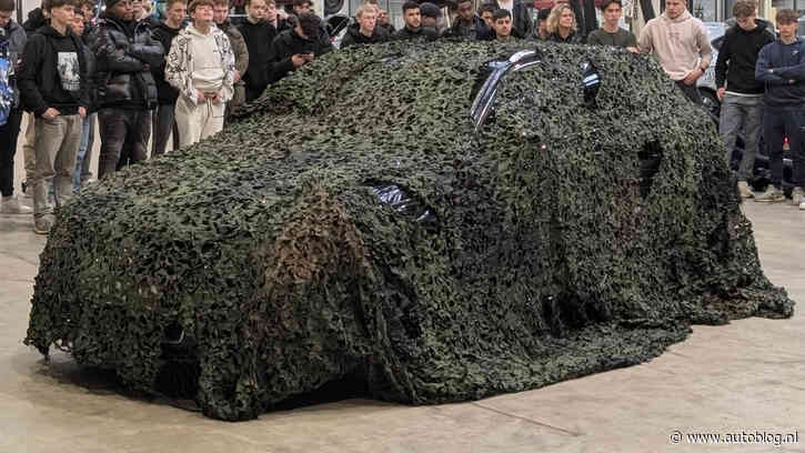 OM geeft in beslag genomen Audi cadeau aan school