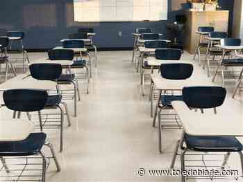 Lawmakers approve school bill, but pay raises die in lame-duck session