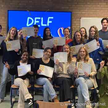 21 leerlingen CSG De Lage Waard ontvangen DELF-diploma