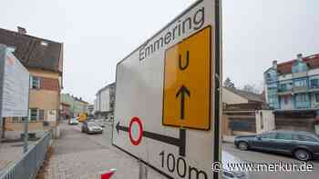 Straße durch Emmering: Nervige Aussicht auf den nächsten Stau - bessere Planung gefordert