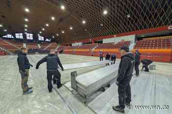 Halle Münsterland wird für die Kufen-Show vereist