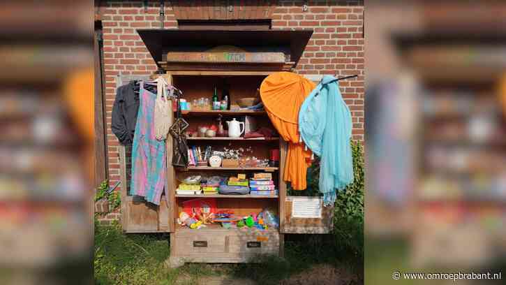 Postbezorger laat pakket achter in weggeefkast, nu is de inhoud kwijt