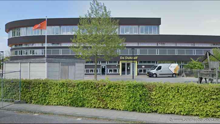 Dronten - School blijft groeien, De Dukdalf wil vijfde noodlokaal