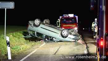 Auto-Überschlag bei Schönberg: Schwangere Frau in Klinik