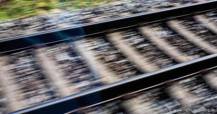 Fußgänger wird in Neu-Ulm von Zug erfasst und stirbt