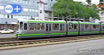 Defektes Elektroauto in Hannover-Linden blockiert Üstra-Bahnen und Verkehr