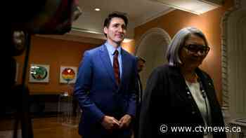 4 ministers to get new portfolios, 8 Liberal MPs to be promoted in Trudeau cabinet shuffle: sources