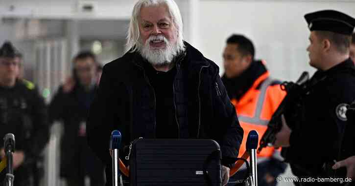 Nach Haft in Grönland: Walschützer in Frankreich angekommen