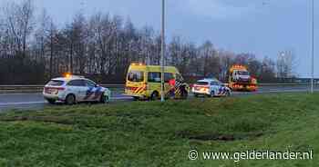 Flink aantal weggebruikers op de bon voor negeren rood kruis na ongeluk: ‘Omdat wij thuis ook partners en kinderen hebben’